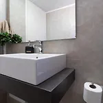 Helios Apartment