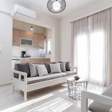 Helios Apartament *